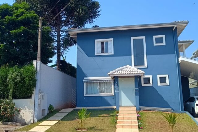 Oportunidade de casa no Country Clube