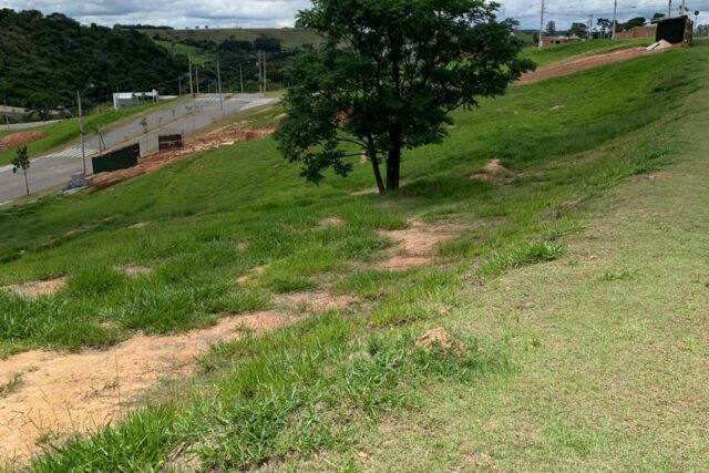 Terreno para você que precisa de fácil acesso a Capital